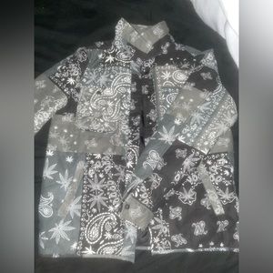 Size M. Exotic Bandana Print Eighty Eight Brand Button Down Jacket